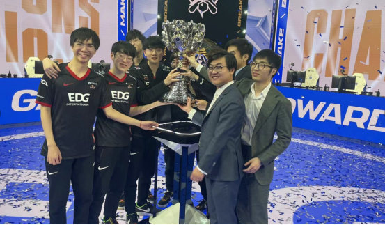 创新科技融 创新科技融