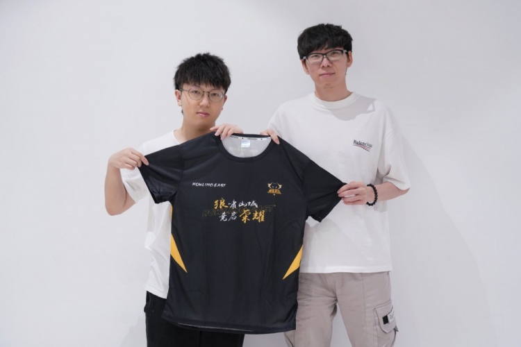 次闪耀赛场 次闪耀赛场